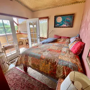 artsy-cabin-on-organic-farm.hotelsinhawaii.org/